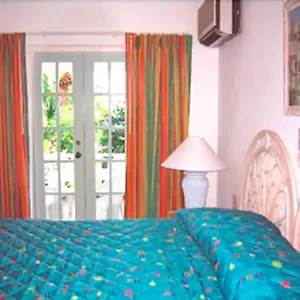 Dickenson Bay Aparthotel